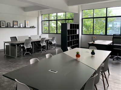 東科科技產(chǎn)業(yè)園，東城輕軌口辦公，孵化器有補貼